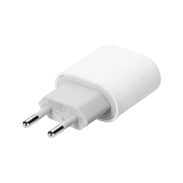 https://ezone.ma/wp-content/uploads/2023/08/CHARGEUR-APPLE-20w.jpg